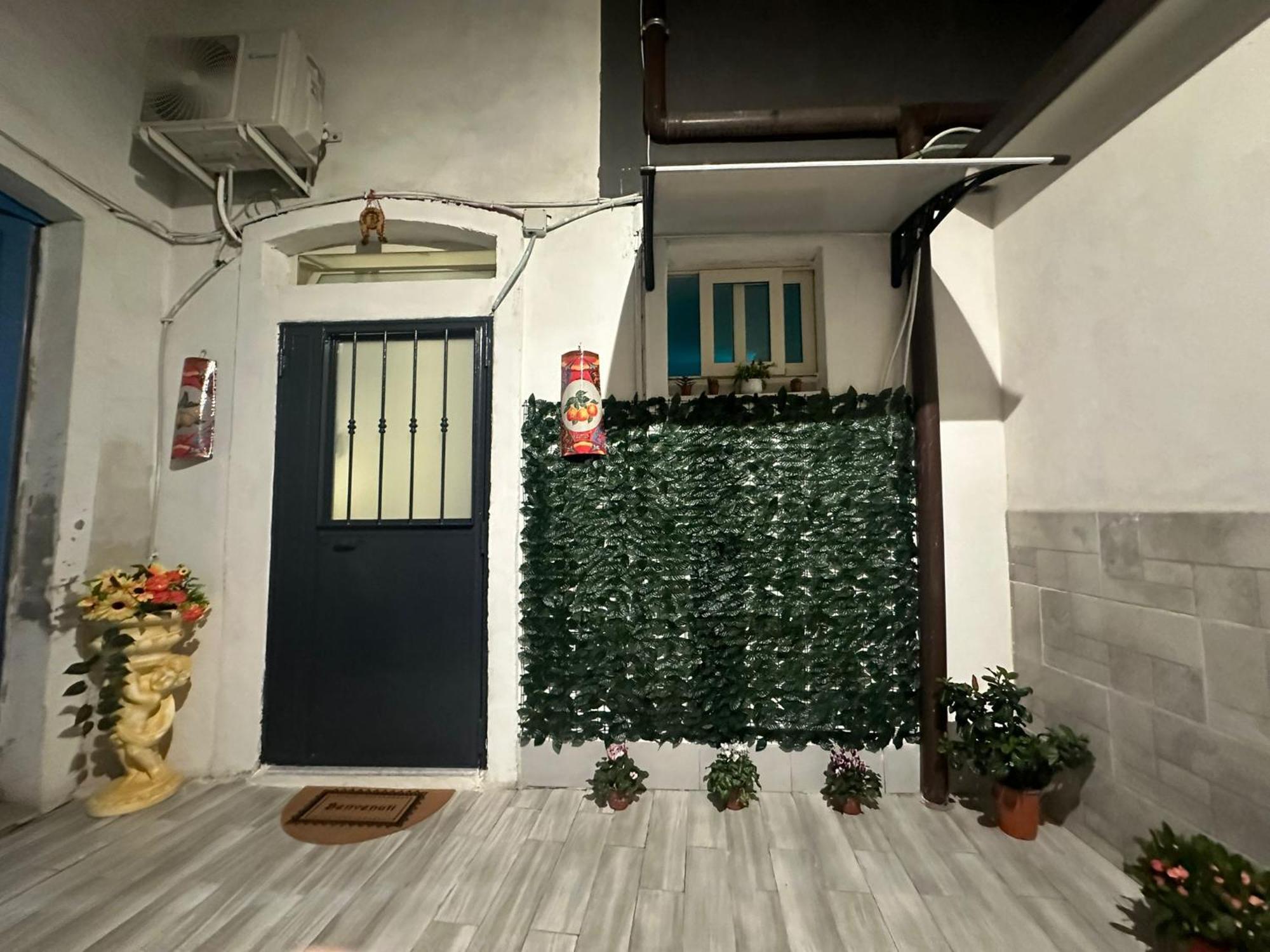 Appartamento House Luroke Aeroporto di Catania Fontana Rossa Esterno foto