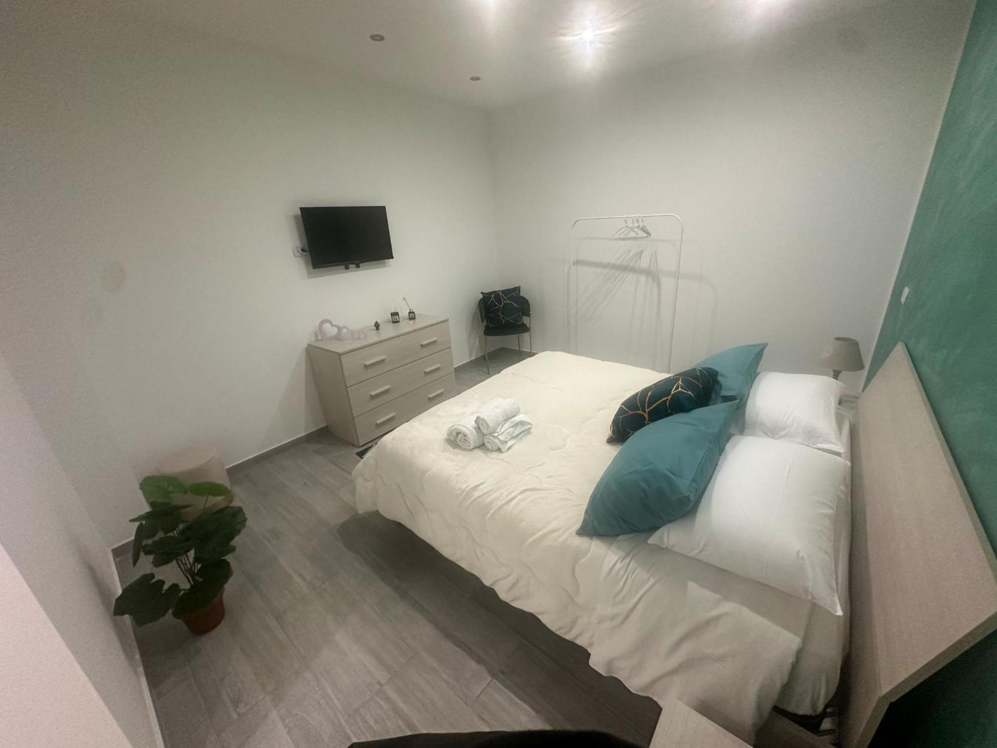Appartamento House Luroke Aeroporto di Catania Fontana Rossa Esterno foto